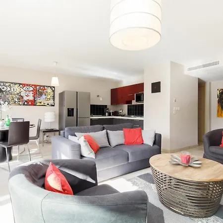 3 Bedrooms: 200m From Croisette Apartamento
